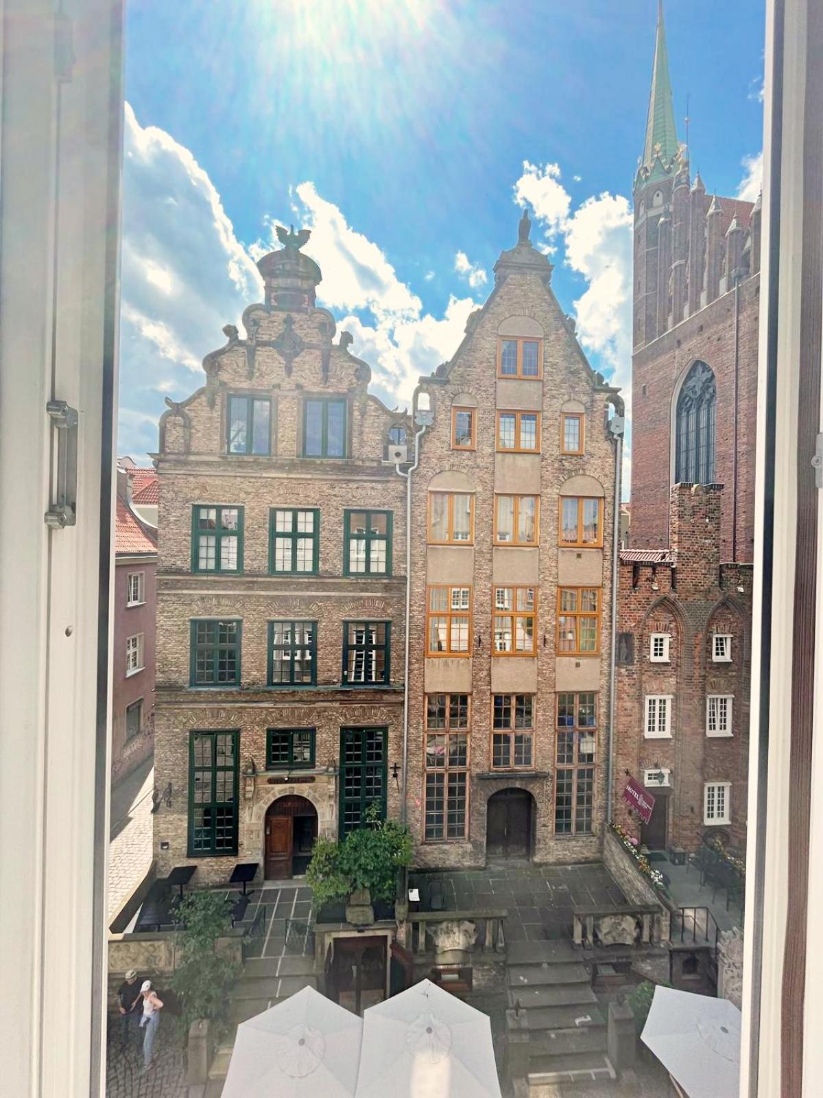 Old Town Center Mariacka View Apartment Gdansk Bagian luar foto