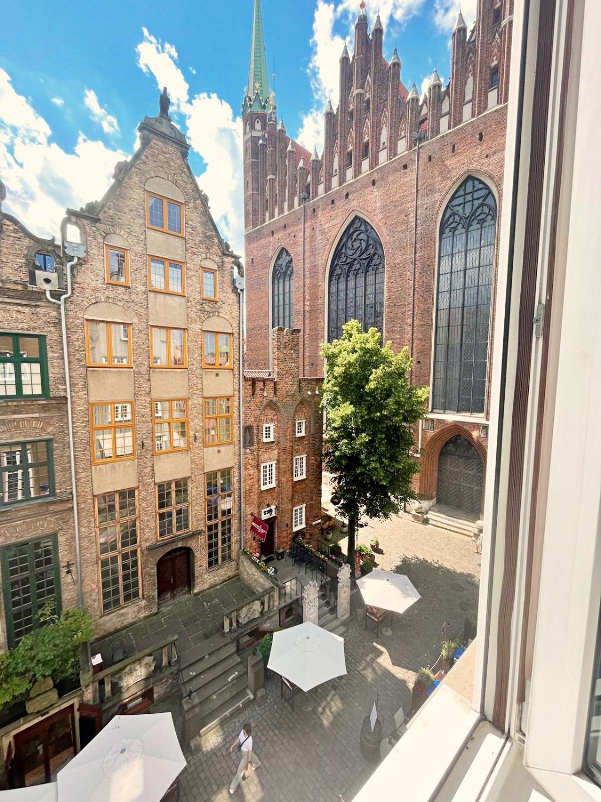Old Town Center Mariacka View Apartment Gdansk Bagian luar foto